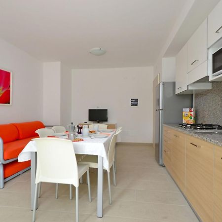 Apartment Fiore-1 By Interhome Lignano Sabbiadoro Exteriér fotografie